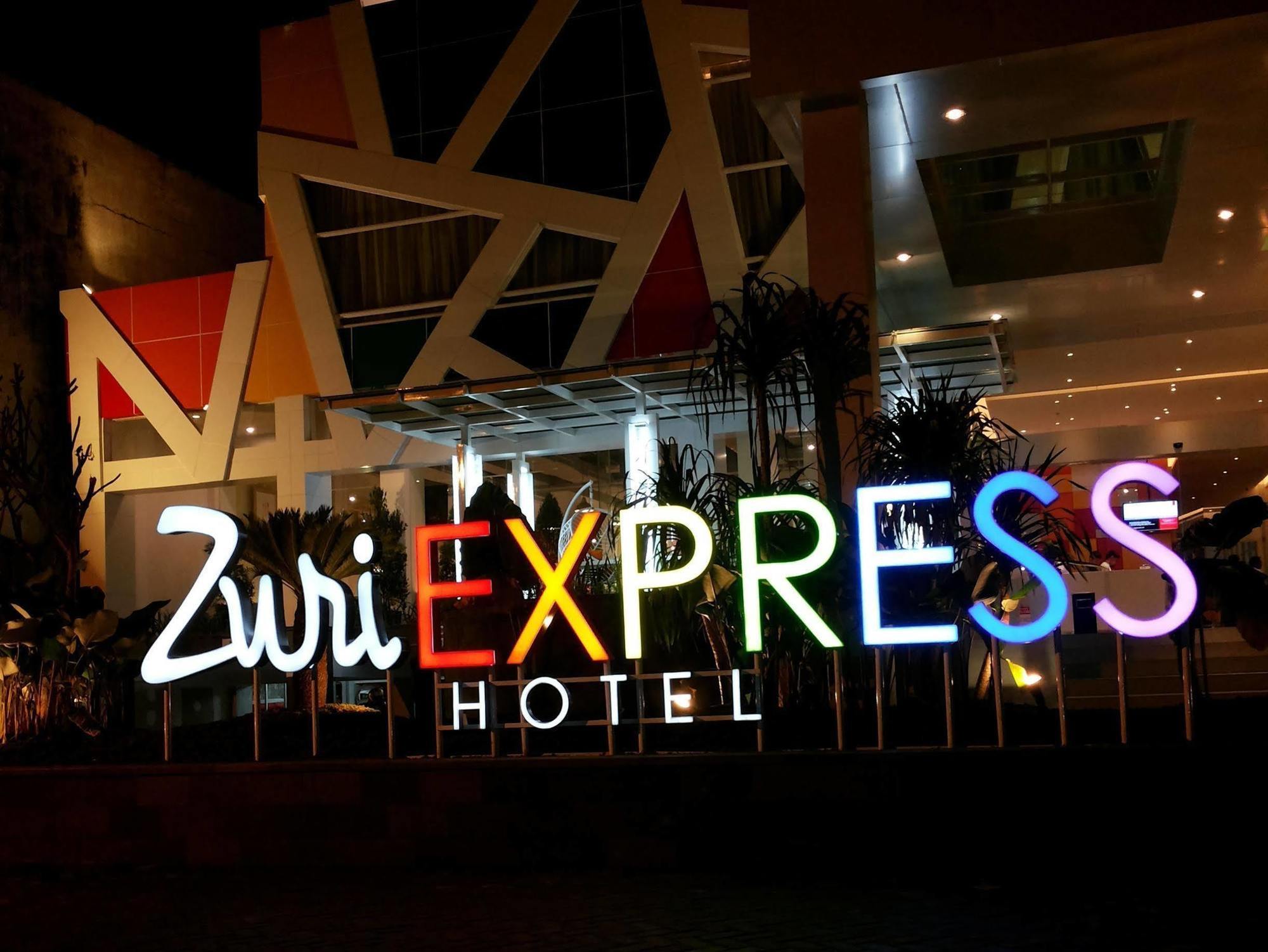 Hotel Zuri Express Mangga Dua Dżakarta Zewnętrze zdjęcie