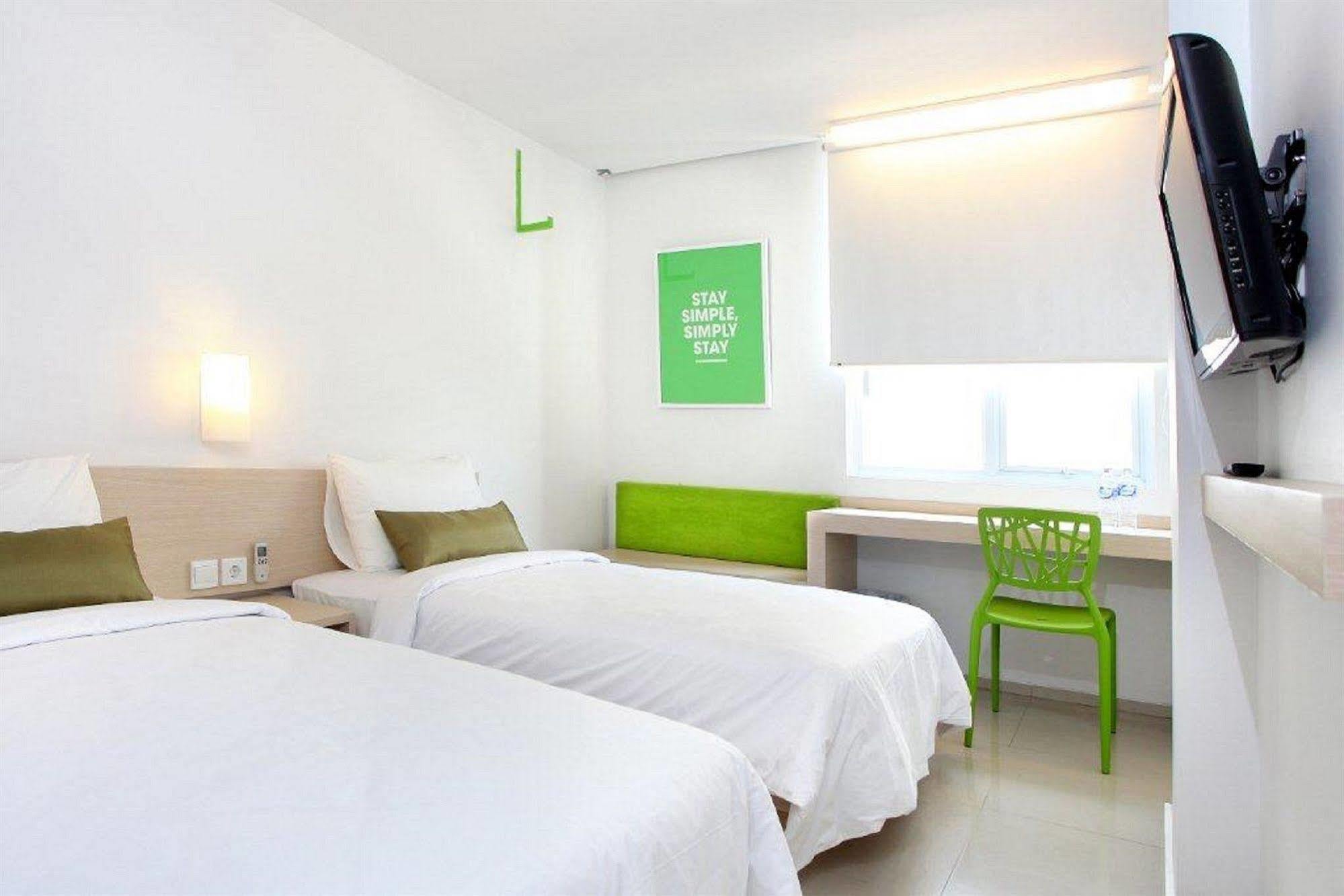 Hotel Zuri Express Mangga Dua Dżakarta Zewnętrze zdjęcie
