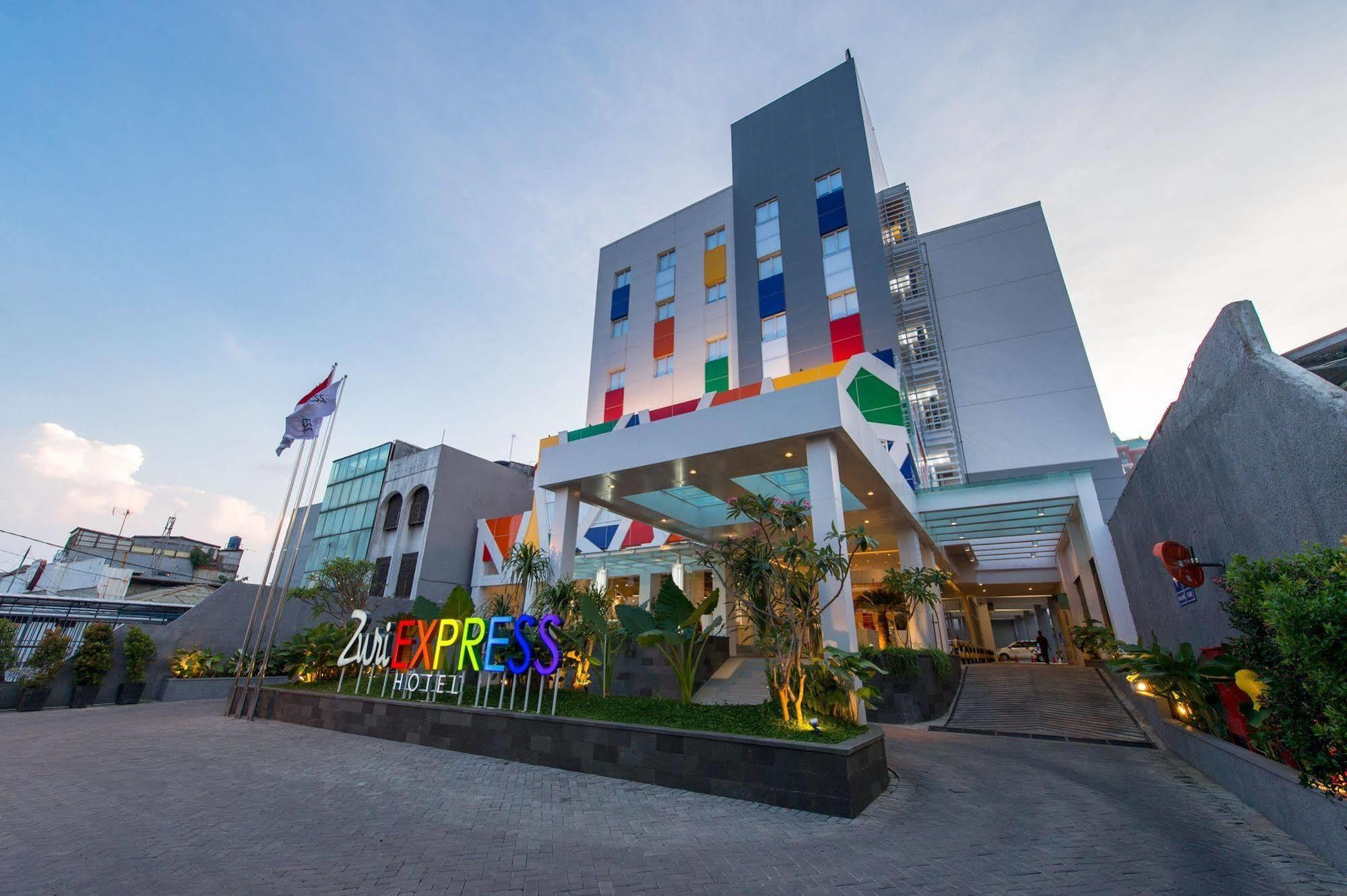 Hotel Zuri Express Mangga Dua Dżakarta Zewnętrze zdjęcie